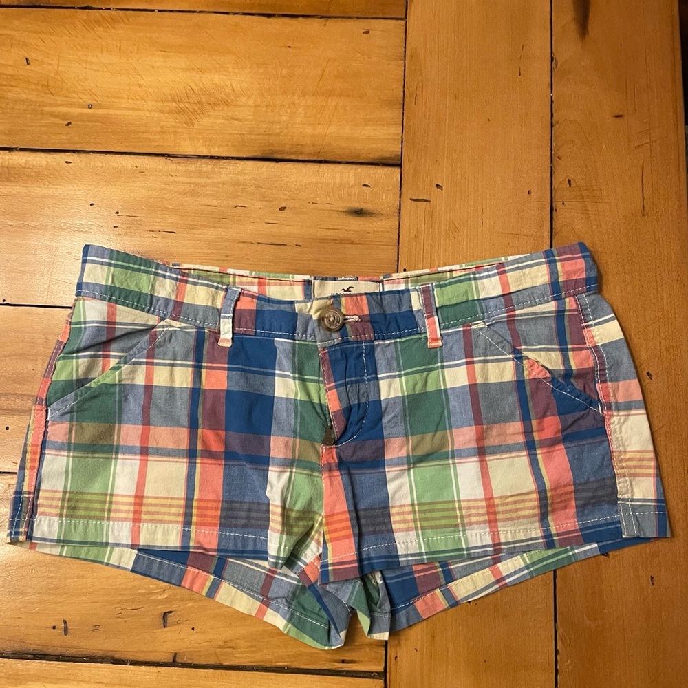 Hollister Vintage Plaid Shorts in Blue, Green & Coral